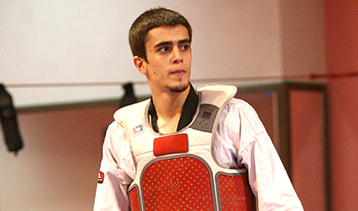 “مهران عسکری” مدال برنز مسابقات دانشجویان جهان  را  به گردن آویخت