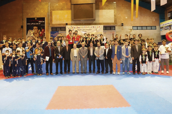 برای دومین سال پیاپی؛ قهرمانی پسران  خردسال استیل البرز تهران در لیگ کشور