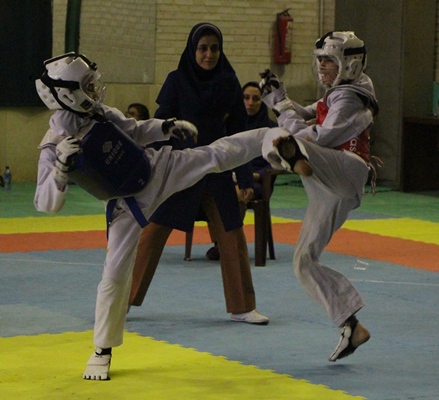 گزارش تصویری/مسابقات قهرمانی آزاد خردسالان (سبز _آبی ) دختران استان