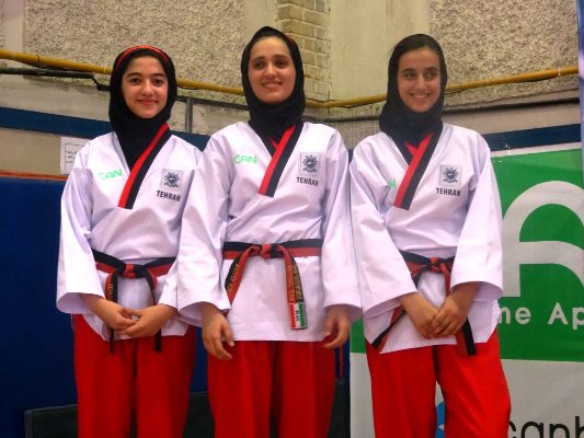 سه دختر پومسه رو پایتخت جوازحضور در مسابقات قهرمانی اسیا را کسب کردند
