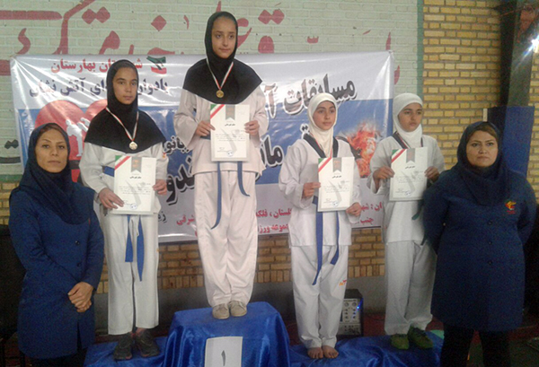 رقابت ۲۳۳ هوگوپوش دختر در مسابقات قهرمانی شهرستان بهارستان