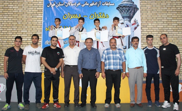 گزارش تصویری/مسابقات آزاد قهرمانی خردسالان پسر استان