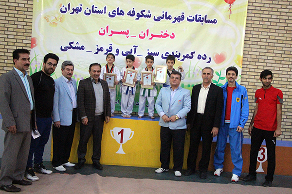 گزارش تصویری۲/سکوی مسابقات قهرمانی شکوفه پسران استان